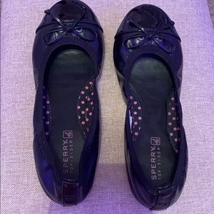 SPERRY KIDS SIZE 3 or WOMENS SIZE 5 BLACK SLIP ON!